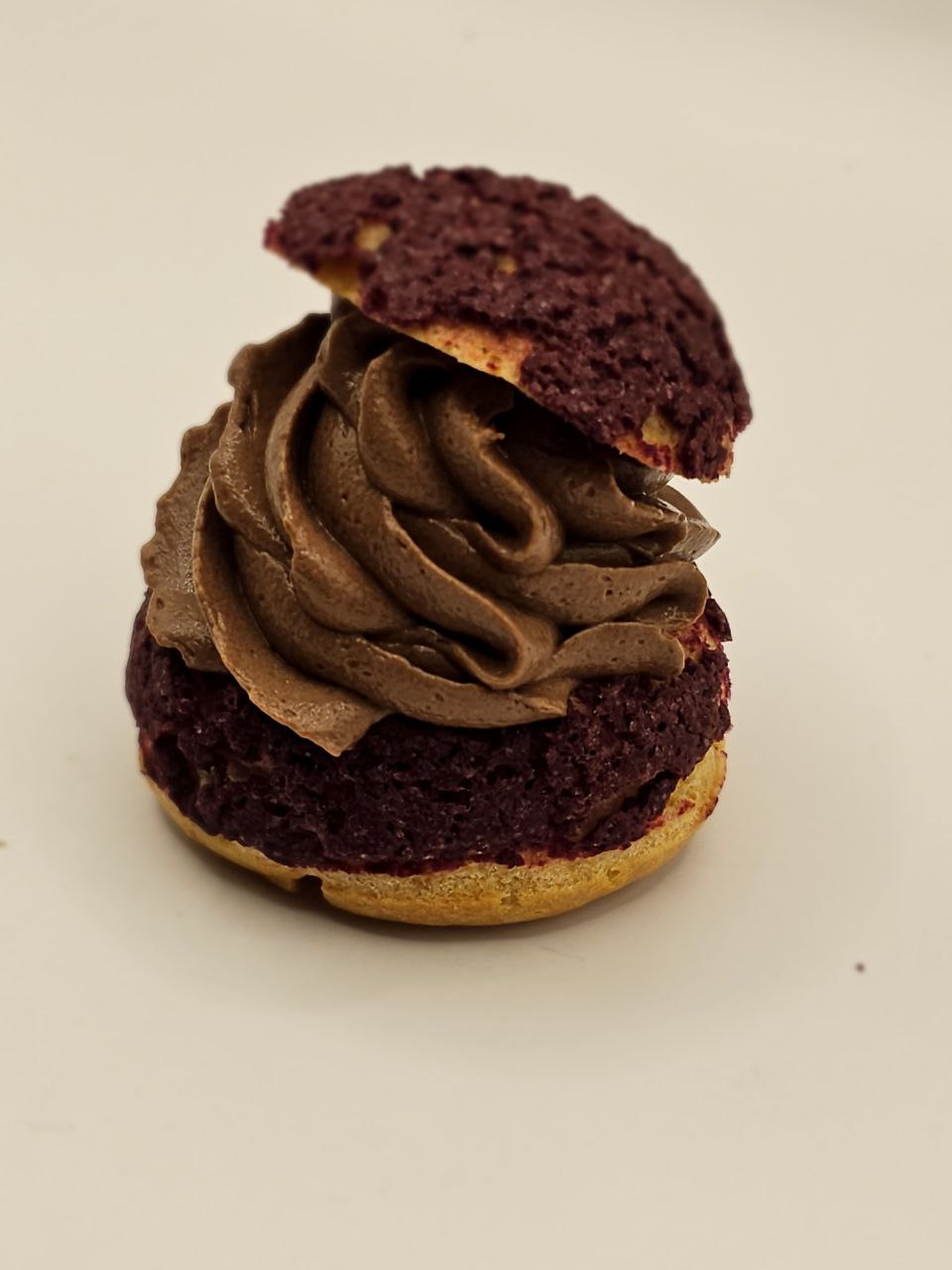 Шу с кремом